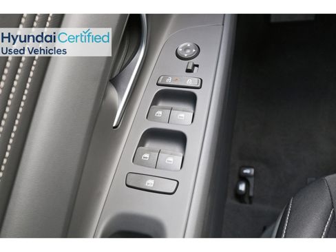 Used 2025 Hyundai Elantra Sport FWD image 23