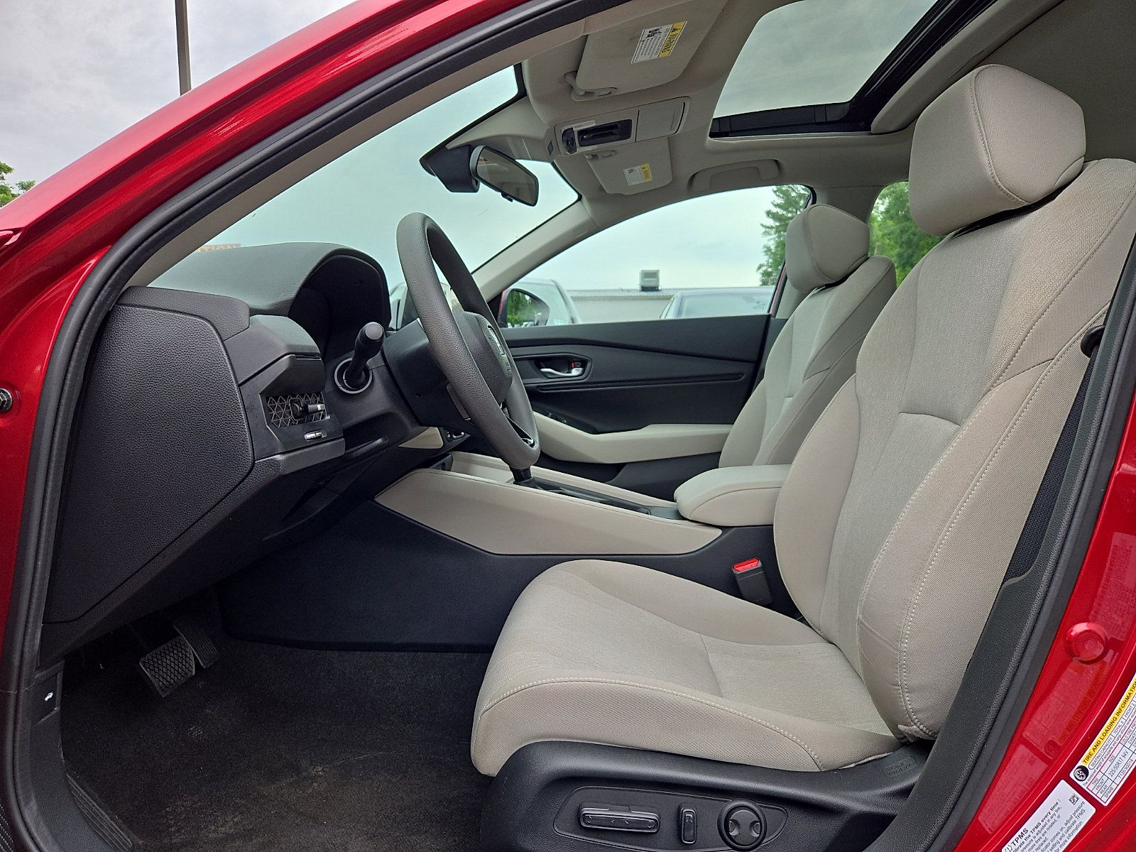Certified 2024 Honda Accord EX image 13