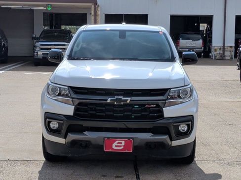 Used 2022 Chevrolet Colorado Z71 image 2