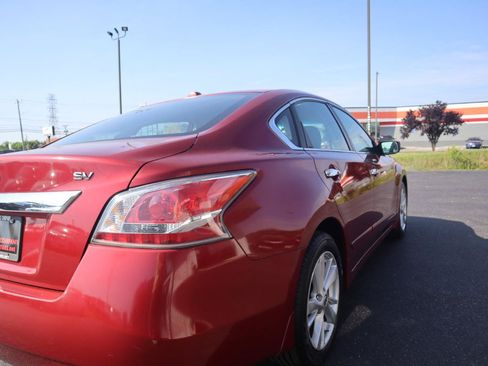 Used 2015 Nissan Altima 2.5 SV FWD image 28