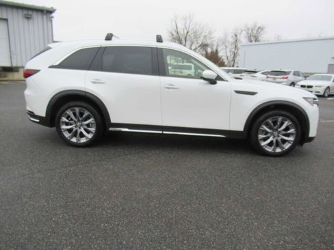 Used 2024 MAZDA CX-90 3.3 Turbo w/ Premium Plus Pkg image 4