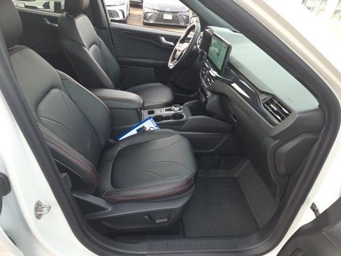 New 2025 Ford Escape ST-Line Elite w/ Premium Technology Package image 24