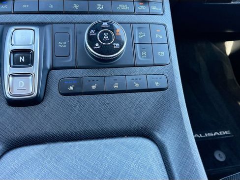 Used 2023 Hyundai Palisade Limited AWD/4WD image 21