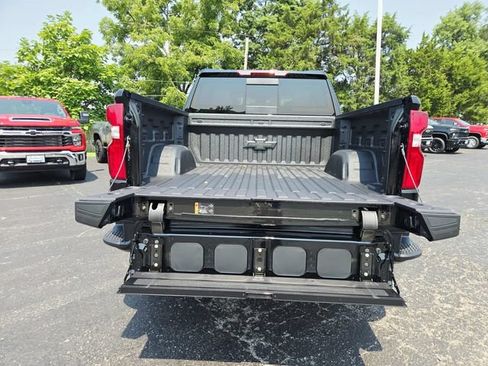 New 2026 Chevrolet Silverado 1500 LT Trail Boss w/ LT Trail Boss Premium Package AWD/4WD image 18
