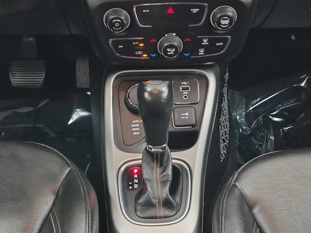Used 2020 Jeep Compass Latitude AWD/4WD image 12