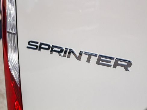 New 2025 Mercedes-Benz Sprinter 2500 image 10