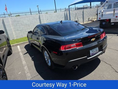 Used 2015 Chevrolet Camaro LT RWD image 9
