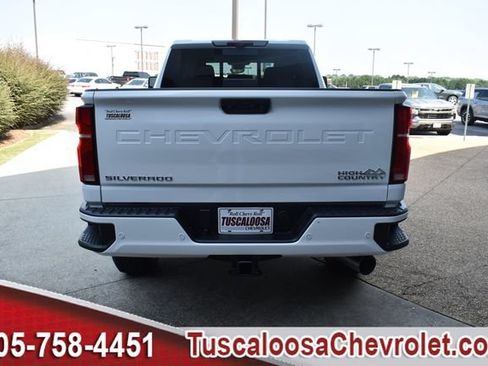 New 2026 Chevrolet Silverado 2500 High Country w/ High Country Premium Package AWD/4WD image 8