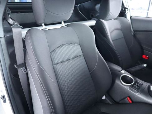 Used 2019 Nissan 370Z Coupe RWD image 27