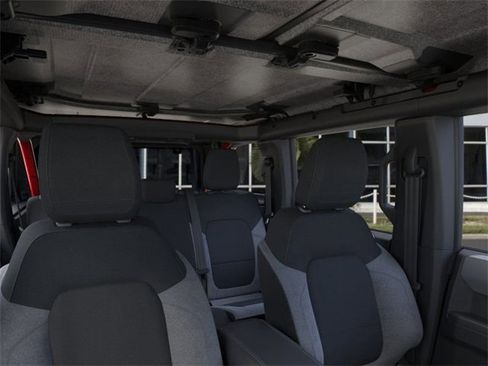 New 2025 Ford Bronco 4-Door image 12