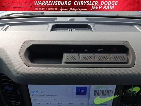 Used 2024 Ford Bronco Black Diamond image 22