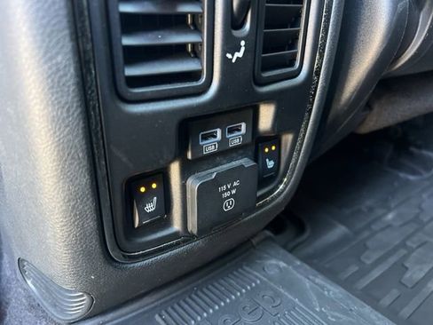 Used 2018 Jeep Grand Cherokee Trackhawk image 36