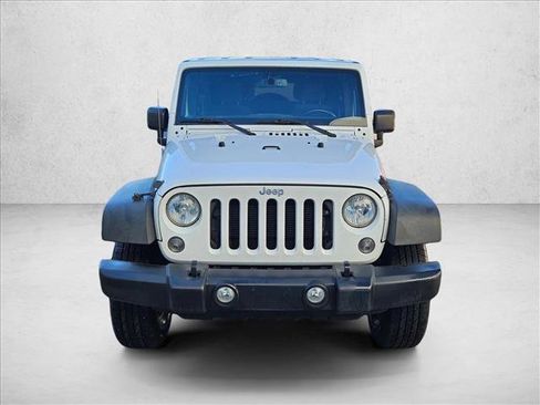 Used 2018 Jeep Wrangler Unlimited Sport S image 2