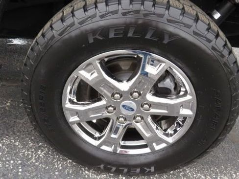 Certified 2022 Ford F150 XLT w/ Equipment Group 302A High image 29