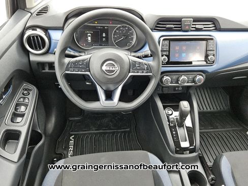 Used 2025 Nissan Versa SV w/ Trunk Package FWD image 5