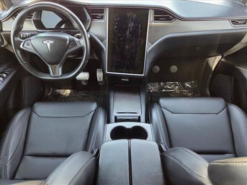 Used 2018 Tesla Model X 75D AWD/4WD image 15