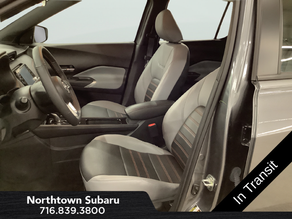 Used 2024 Nissan Kicks SR w/ SR Premium Package FWD image 16