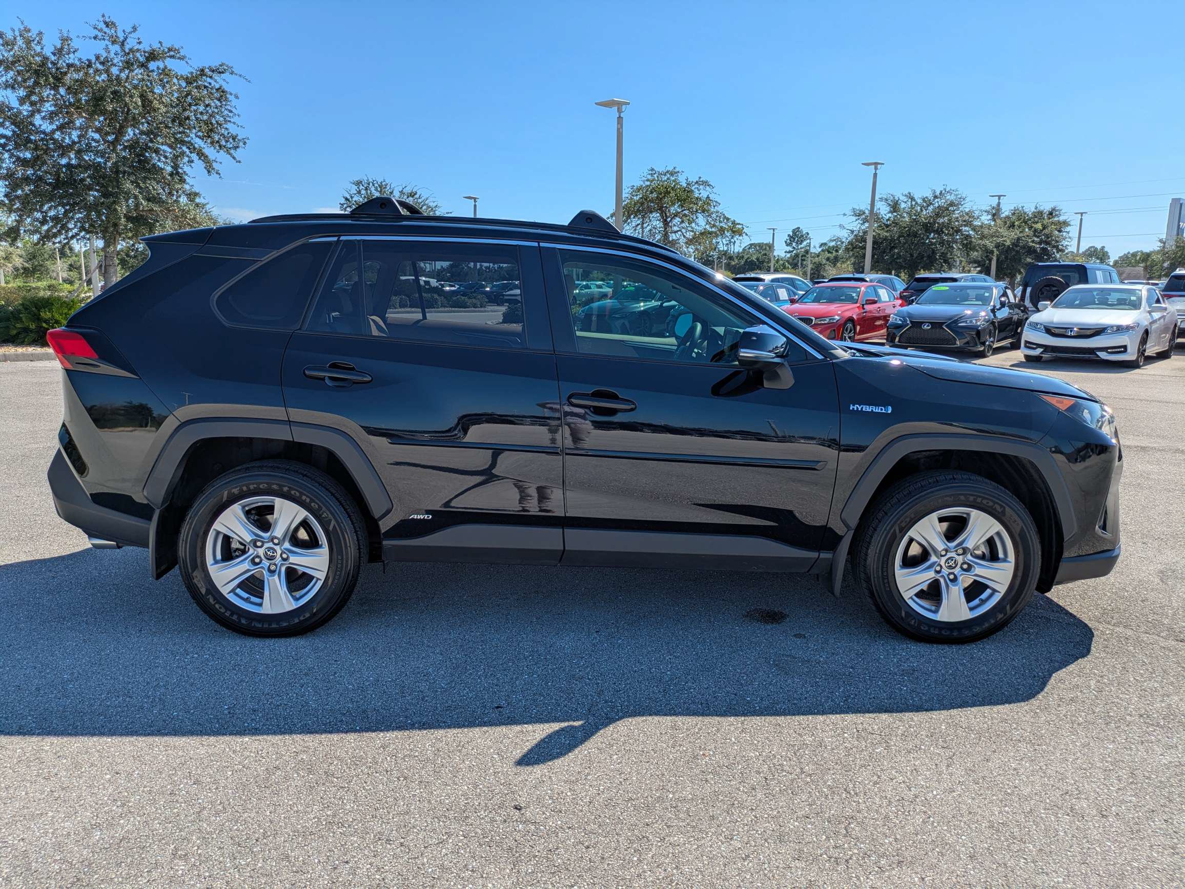 Used 2019 Toyota RAV4 LE w/ Protection Package AWD/4WD image 3