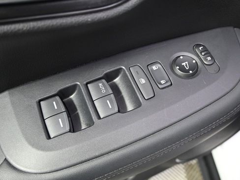 Used 2023 Honda HR-V LX image 23