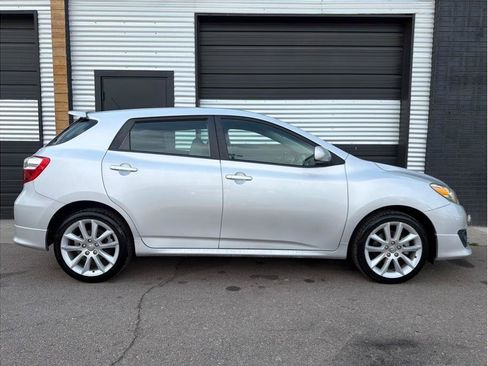Used 2009 Toyota Matrix XRS FWD image 10