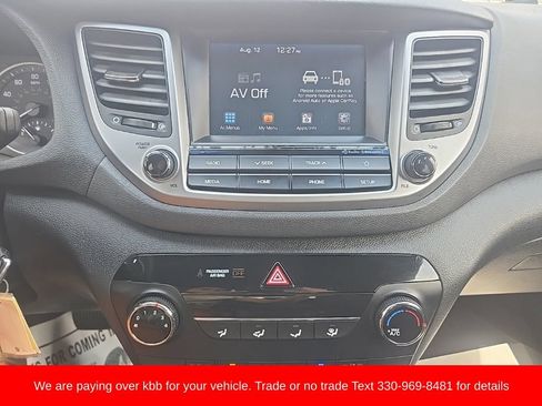Used 2018 Hyundai Tucson SEL FWD image 20