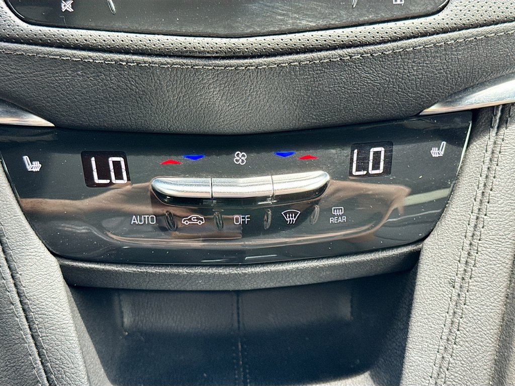 Used 2024 Cadillac XT5 Premium Luxury FWD image 17