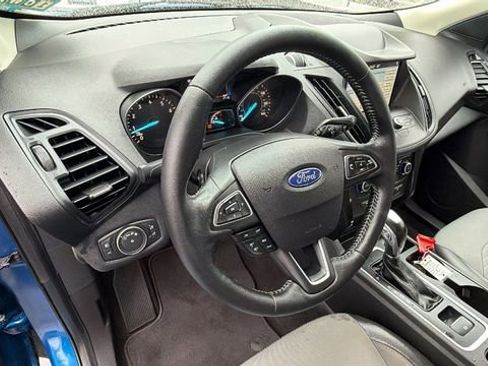 Used 2019 Ford Escape SE image 31