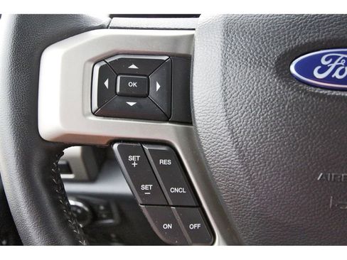 Used 2022 Ford F250 Lariat w/ Lariat Ultimate Package image 18