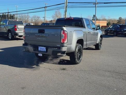 Used 2022 GMC Canyon Elevation image 8
