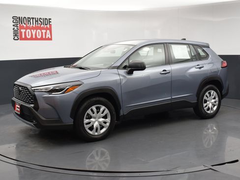 Used 2023 Toyota Corolla Cross L AWD/4WD image 8