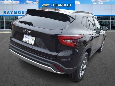 New 2026 Chevrolet Trax LT w/ Driver Confidence Package image 4