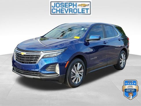 Used 2022 Chevrolet Equinox LT FWD image 2