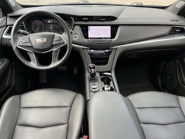 Certified 2023 Cadillac XT5 Premium Luxury AWD/4WD image 13
