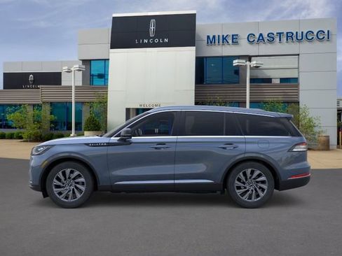 New 2026 Lincoln Aviator AWD image 3