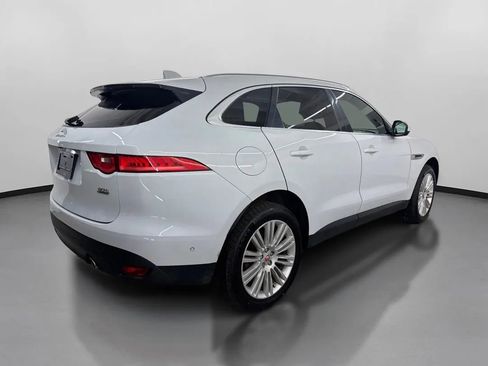 Used 2019 Jaguar F-PACE Portfolio AWD/4WD image 4