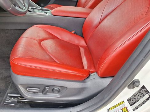 Used 2021 Toyota Camry XSE image 31