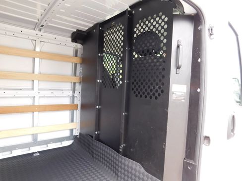 Used 2025 RAM ProMaster 2500 w/ U-Haul Equipment Group FWD image 10