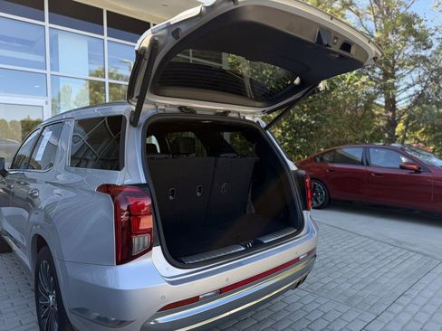 Used 2024 Hyundai Palisade Calligraphy image 31