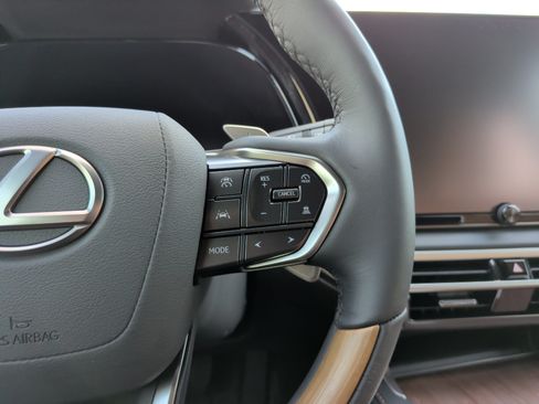 Used 2026 Lexus RX 350 Premium w/ Convenience Package FWD image 23