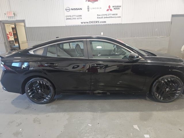 New 2026 Nissan Sentra SR w/ SR All Weather Package FWD image 2