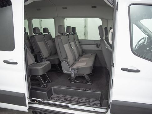 Used 2026 Ford Transit 350 XLT RWD image 19