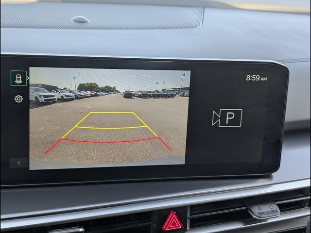 Certified 2024 Kia Sorento LX FWD image 13