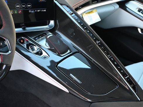 Used 2023 Chevrolet Corvette Z06 image 16