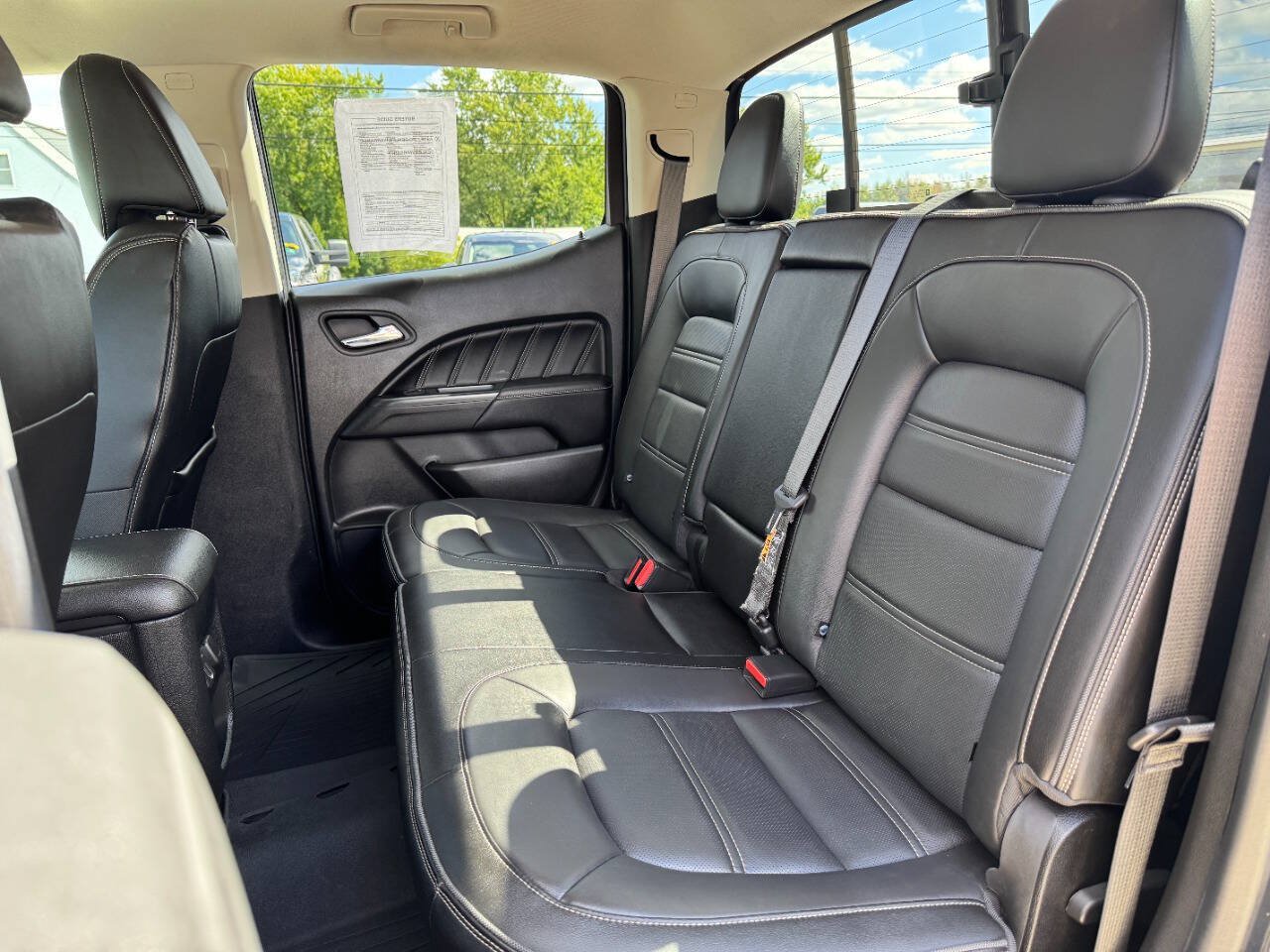 Used 2022 GMC Canyon Denali AWD/4WD image 19