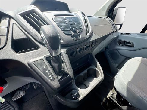 Used 2017 Ford Transit 350 XLT RWD image 12