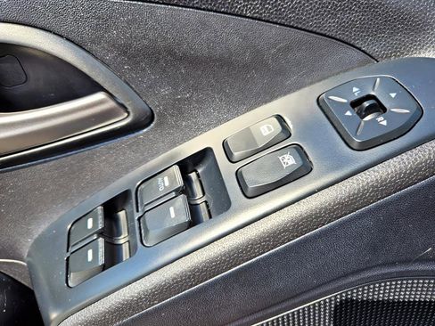 Used 2015 Hyundai Tucson GLS w/ Option Group 02 image 30