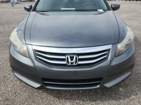 Used 2012 Honda Accord LX image 2