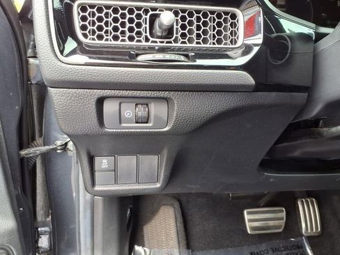 Used 2025 Honda Civic Sport image 14