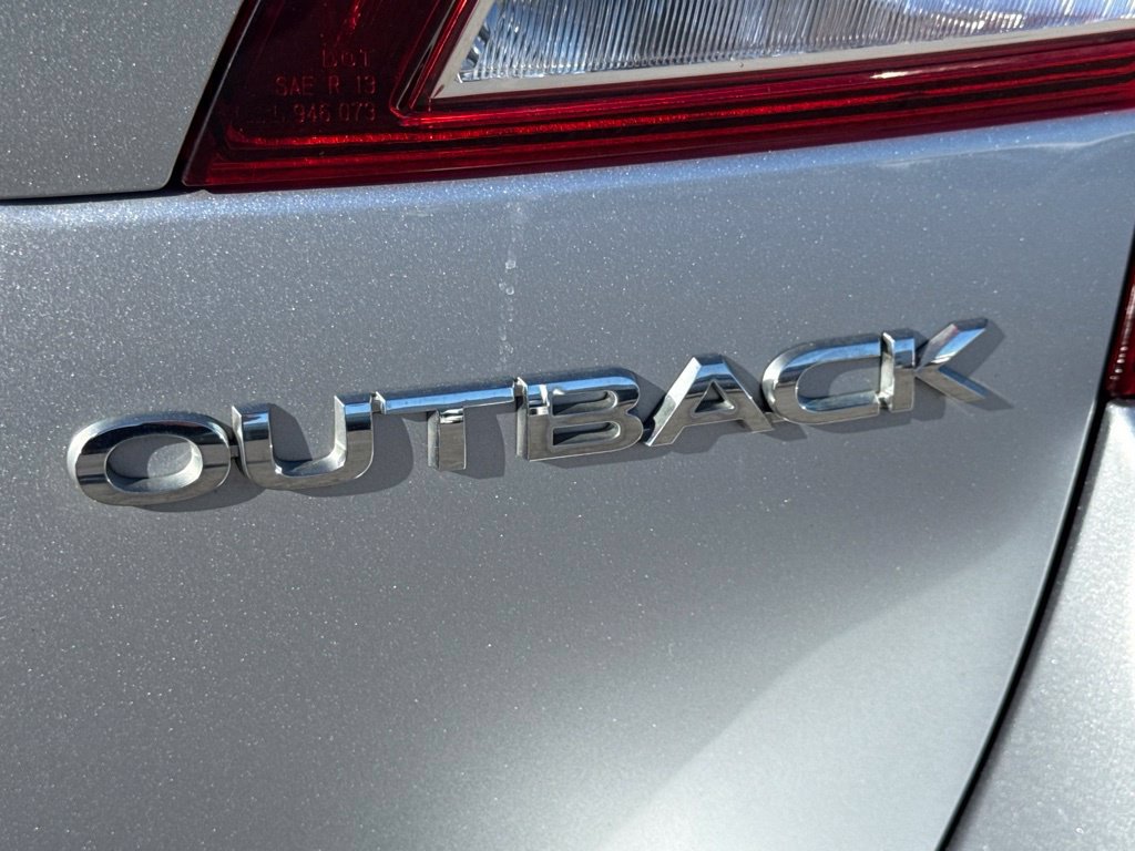 Used 2019 Subaru Outback 2.5i Premium AWD/4WD image 25