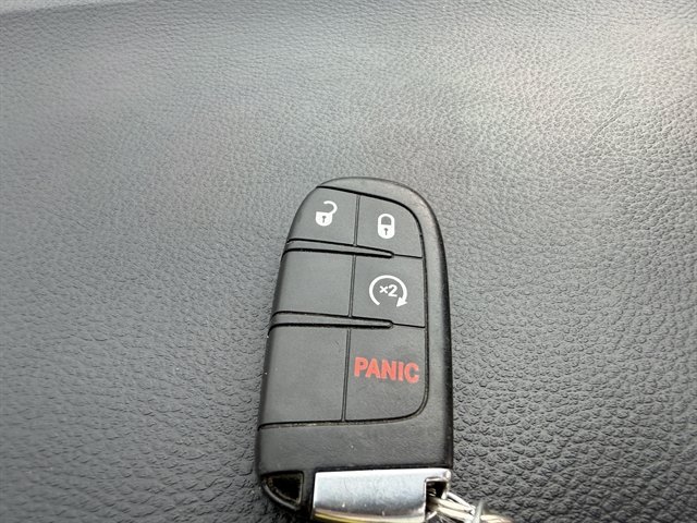 Used 2017 Dodge Journey Crossroad w/ Popular Equipment Group AWD/4WD image 45
